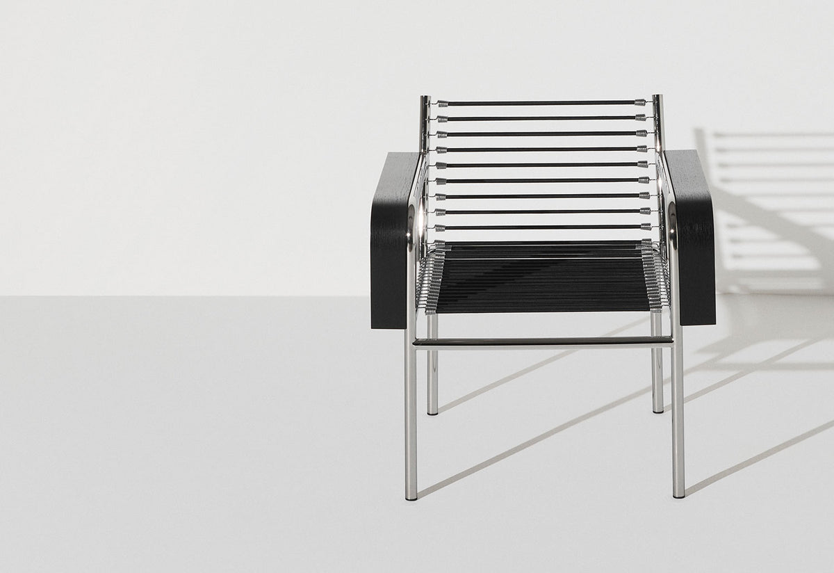 Petite Friture Sandows Armchair voorkant