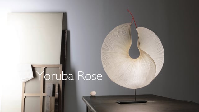 Ingo Maurer Yoruba Rose tafellamp