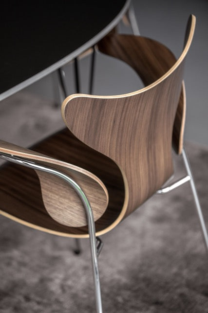 Fritz Hansen Lily™ 3208 armstoel | Arne Jacobsen