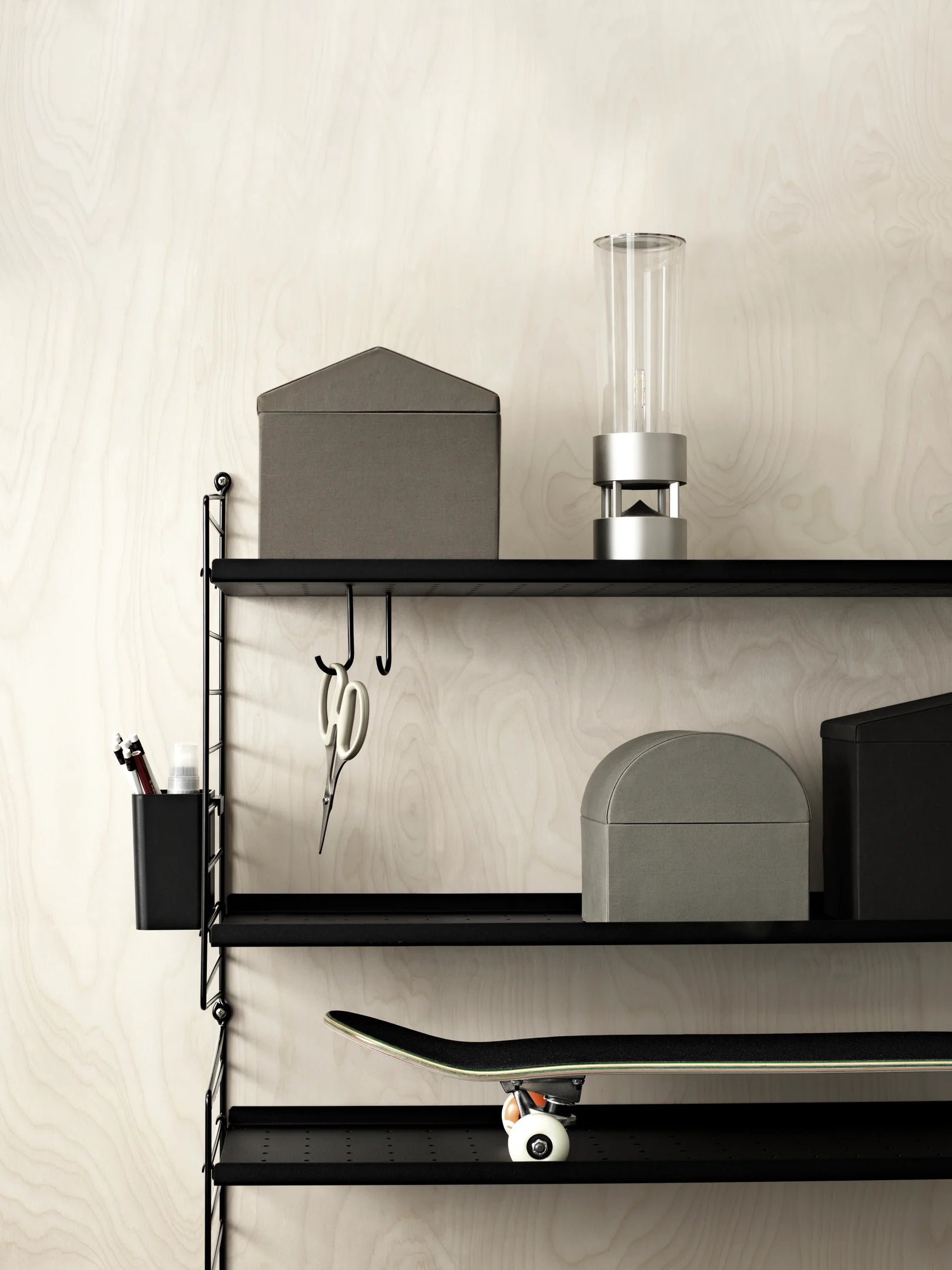 String metal shelf low edge 58 x 30