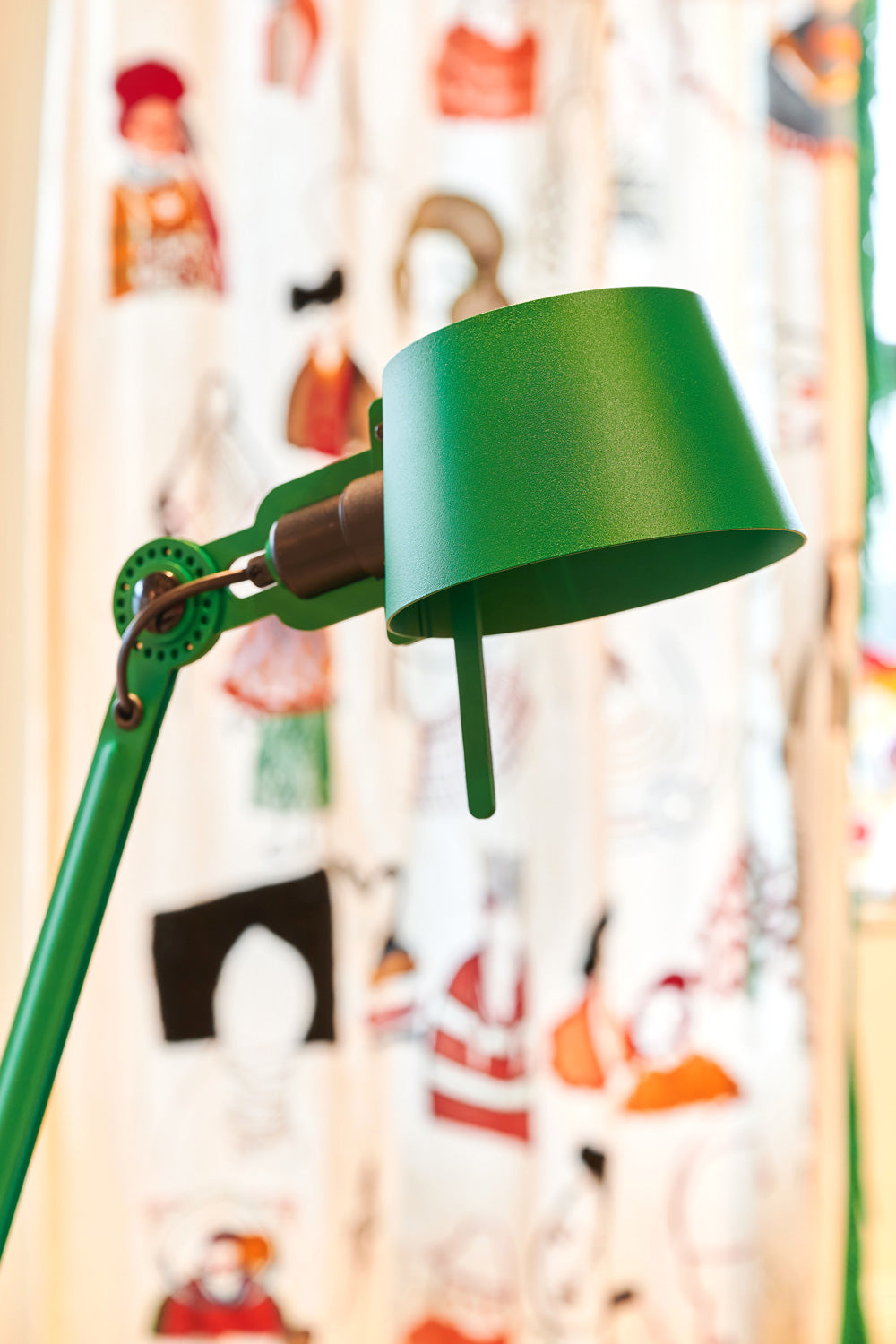 Tonone Bolt 2 arm bureaulamp - Special editie Adam Green