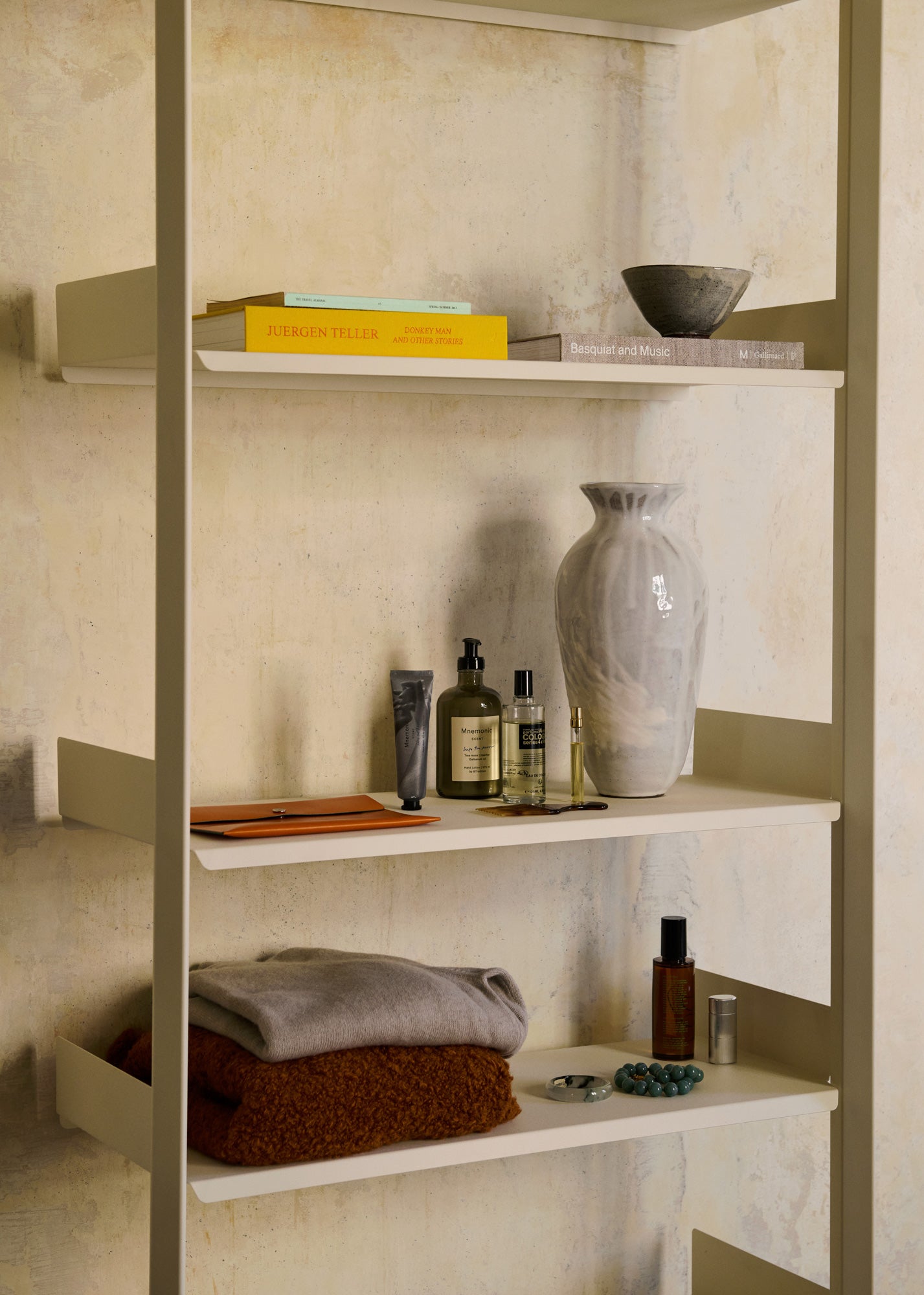 and tradition Rombe IF1 wandkast kast wand