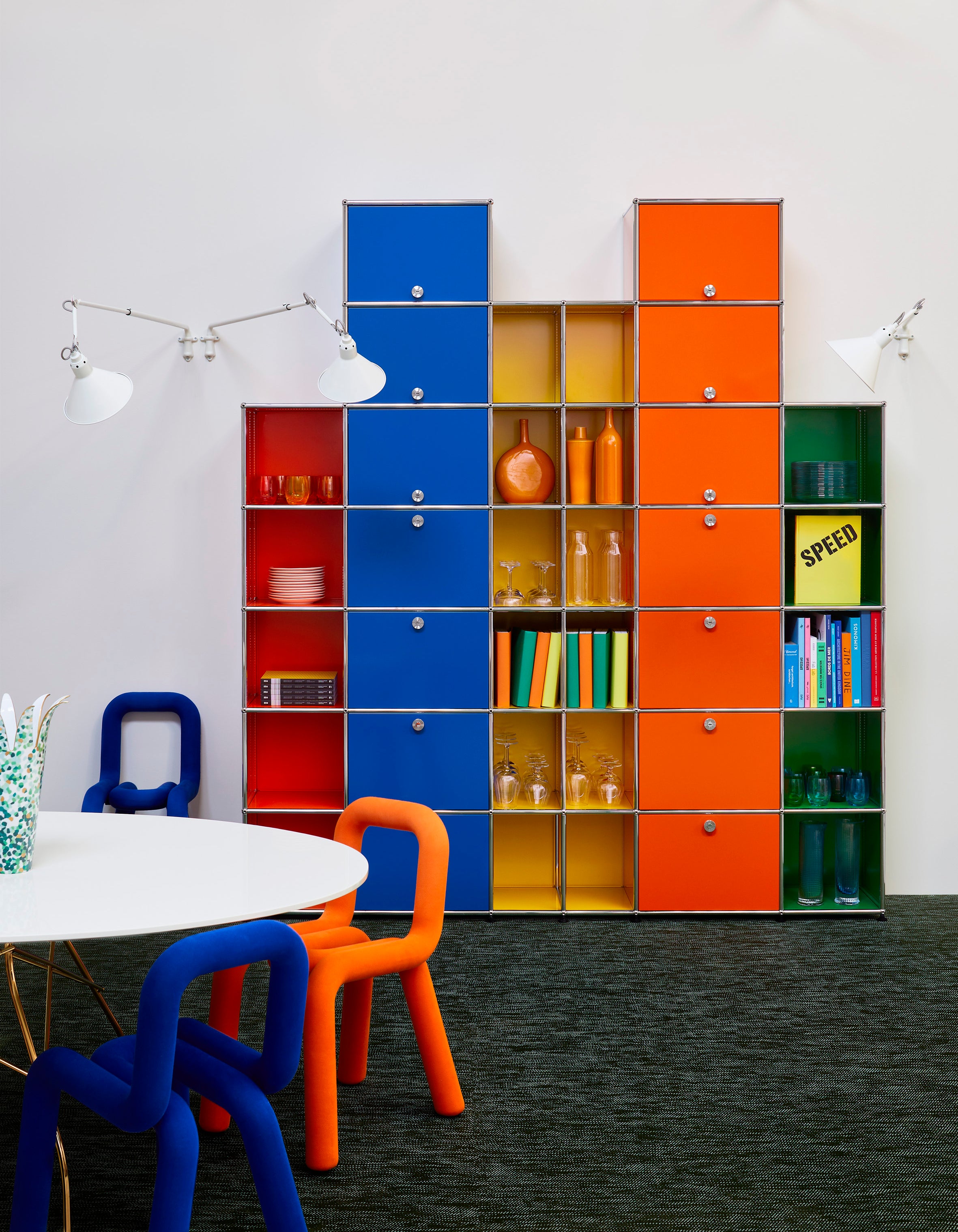 USM haller kast