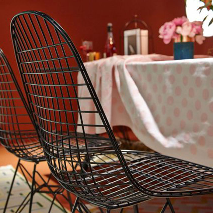 Vitra Eames Wire Chair DKR stoel