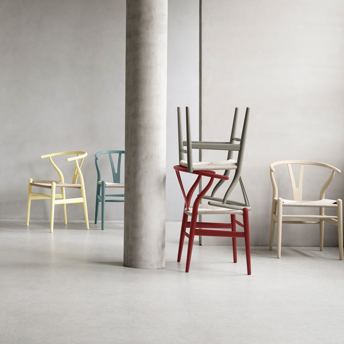 Carl Hansen & Son Wishbone Stoel CH24 Soft Edition Clay - By Ilse Crawford
