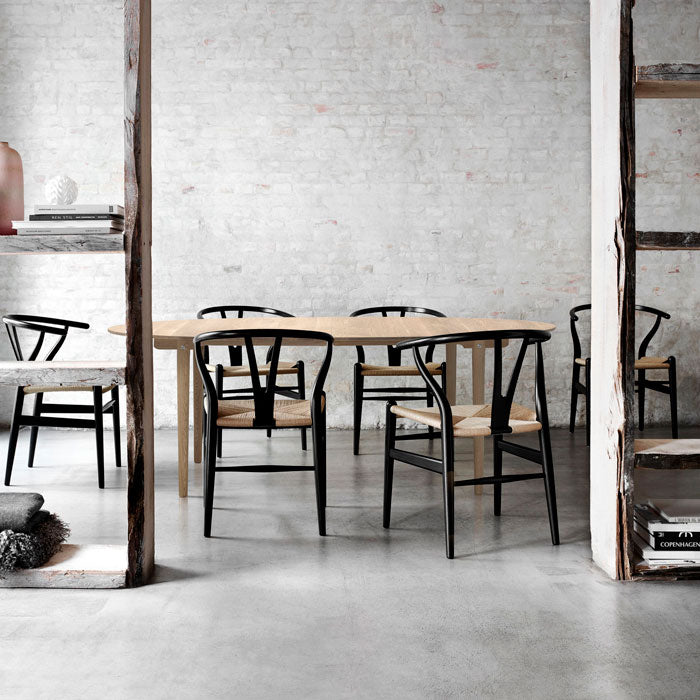 Carl Hansen CH338 walnut