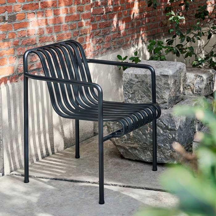 Hay-Palissade-Table_Palissade-Dining-Armchair-black