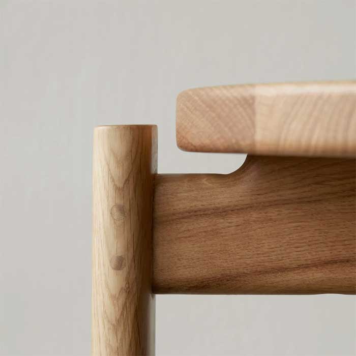 Menu Harbour Stool natural oak