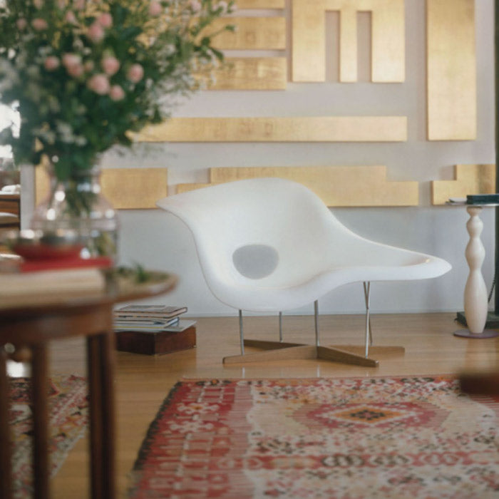 Vitra La Chaise - Charles &amp; Ray Eames