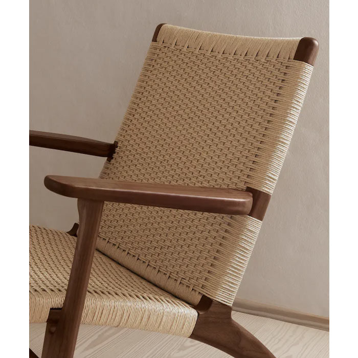 Carl Hansen & Son CH25 lounge chair