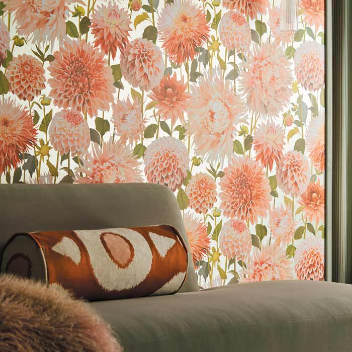 Harlequin behang Dahlia Coral/Fig Leaf/Gilver 112845