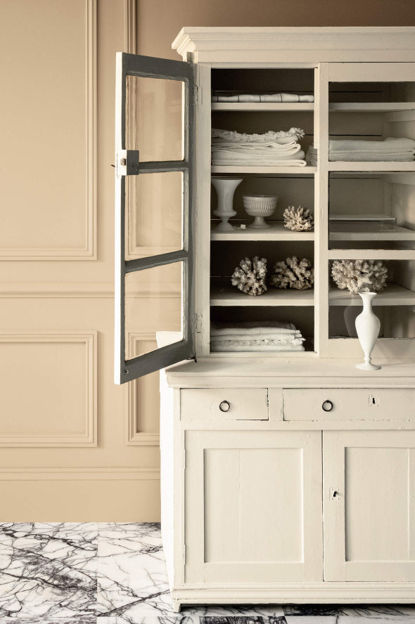 Paint & Paper Library verf Leather I (231) sfeerbeeld