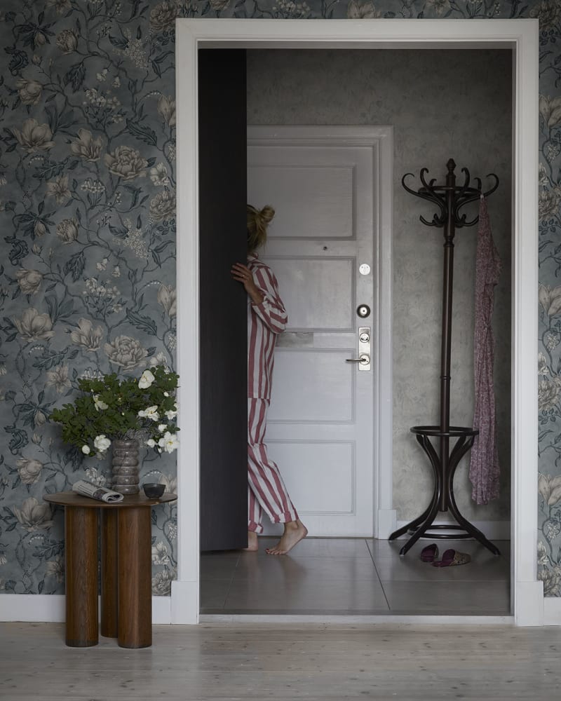 Sandberg behang Linda Misty Blue 244-56 sfeerbeeld