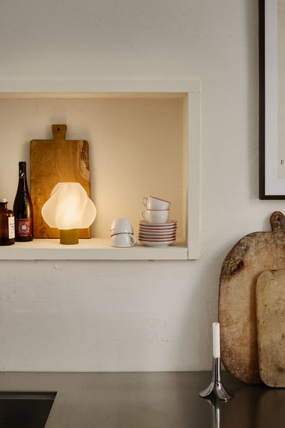 Crème Atelier Soft Serve lamp portable