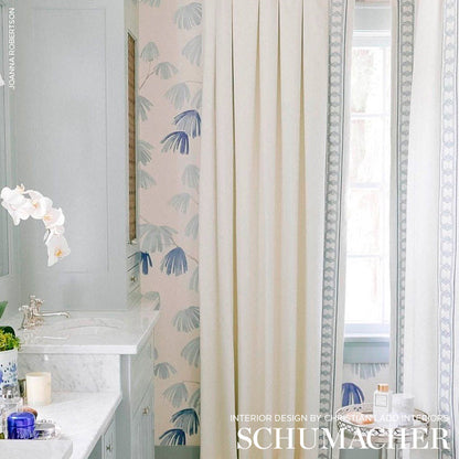 Schumacher Weeping Pine Slate sfeerbeeld 3