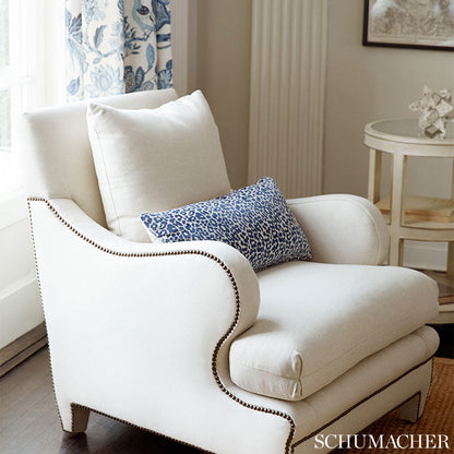 Schumacher Madeleine Velvet Midnight detail