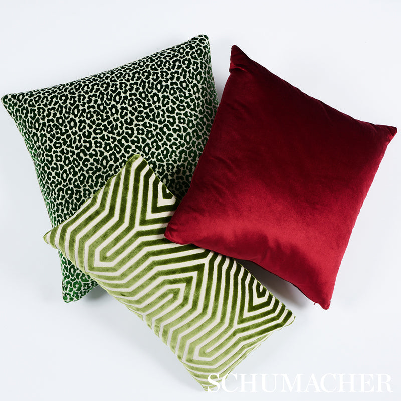 Schumacher Madeleine Velvet Emerald sfeerbeeld