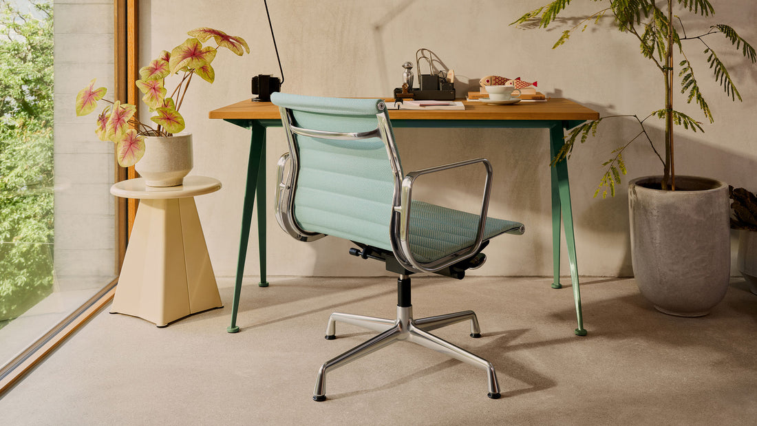 Vitra Aluminium bureaustoel EA 131/132