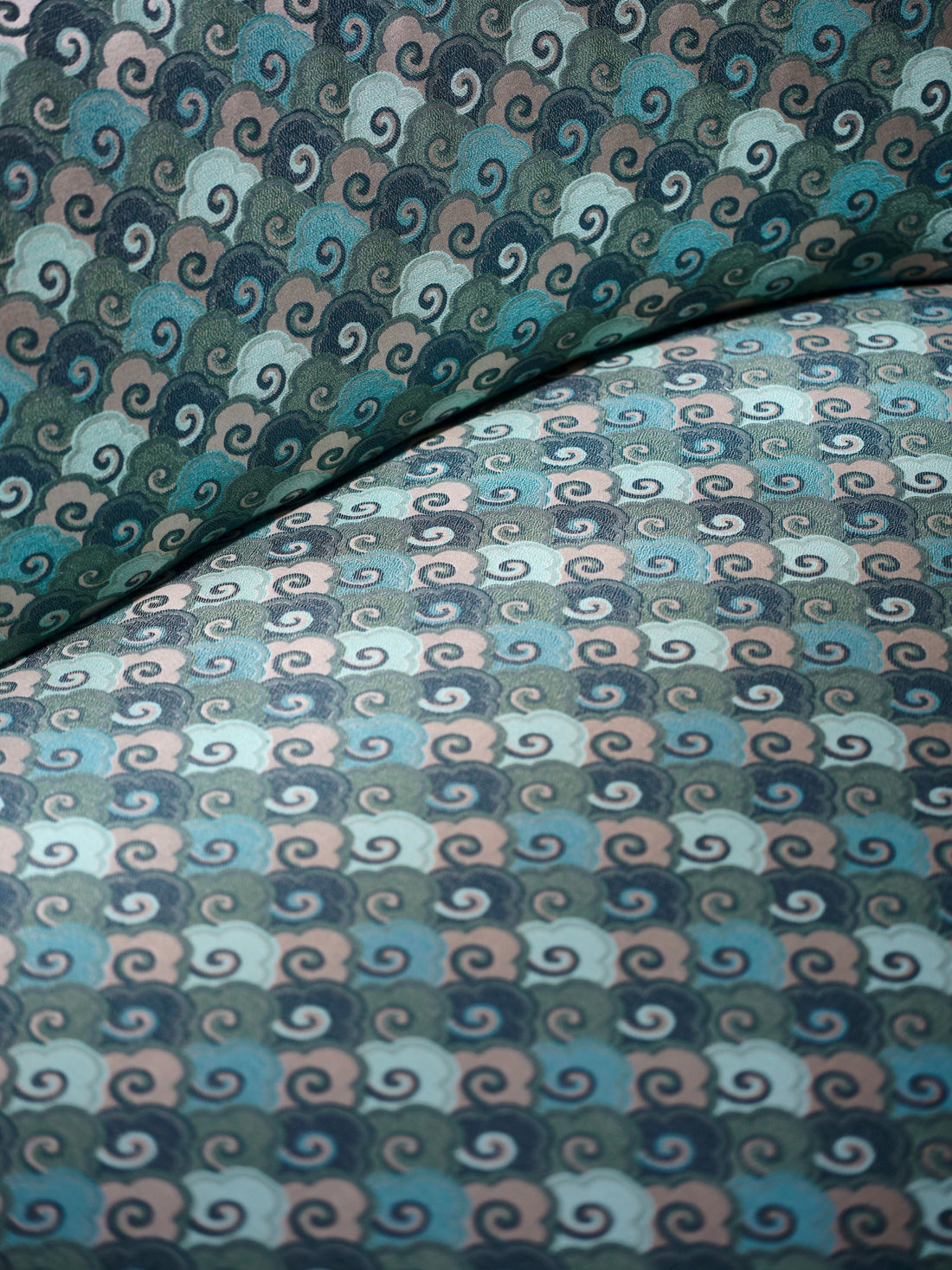 Jim Thompson Cloud Tesserae detail 1