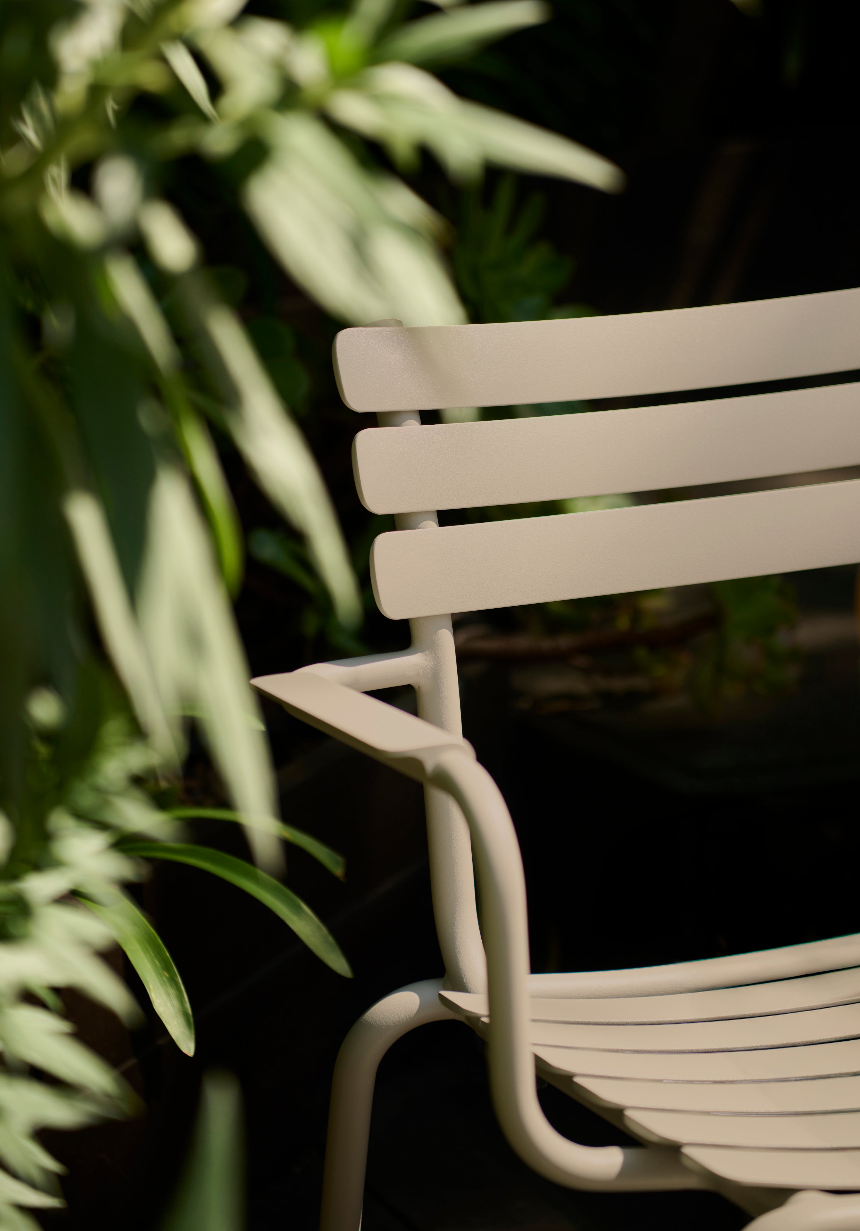 Houe Alua dining armchair outdoor