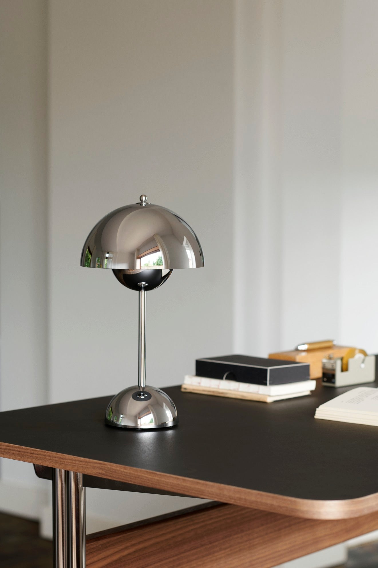 &amp;tradition Pavilion AV16 bureau