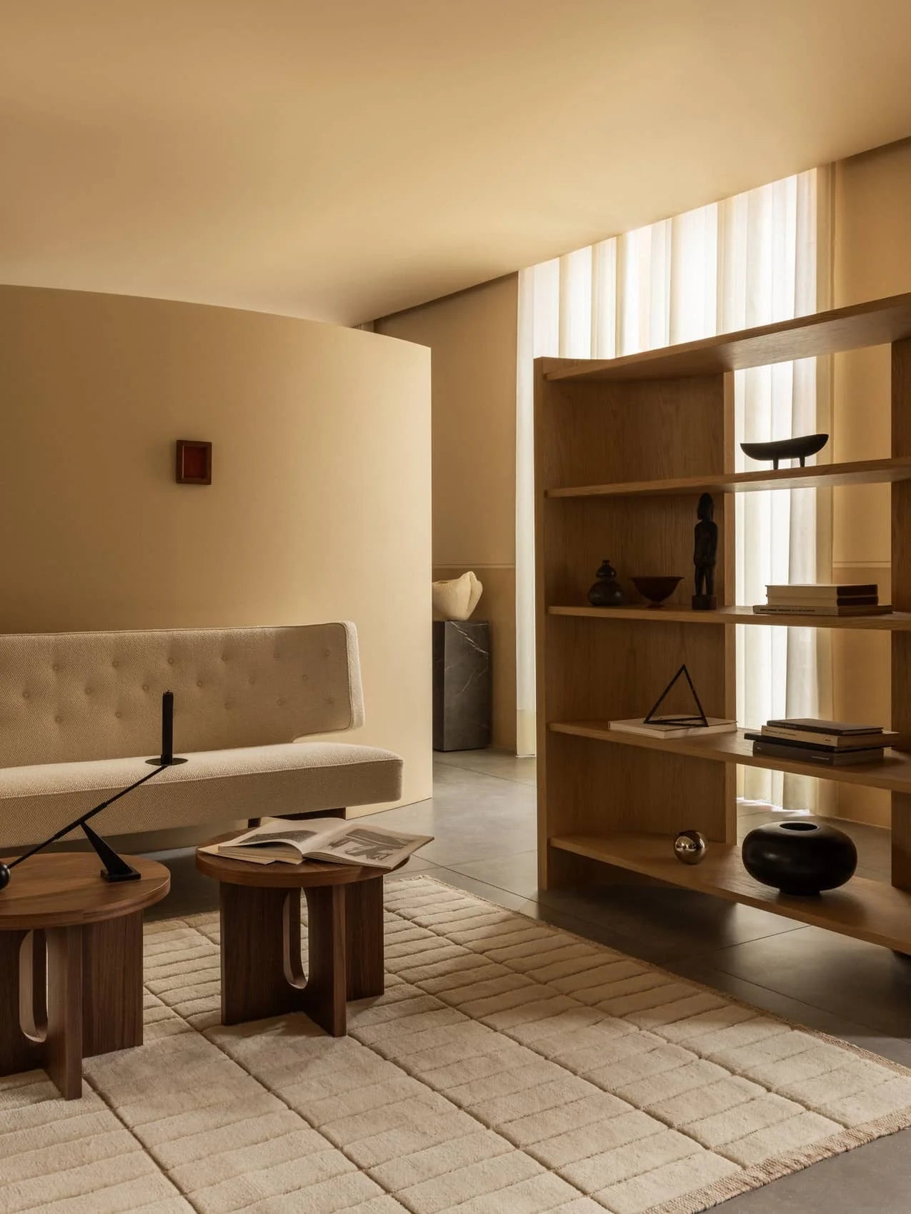 Audo Crescent kast hoog 
