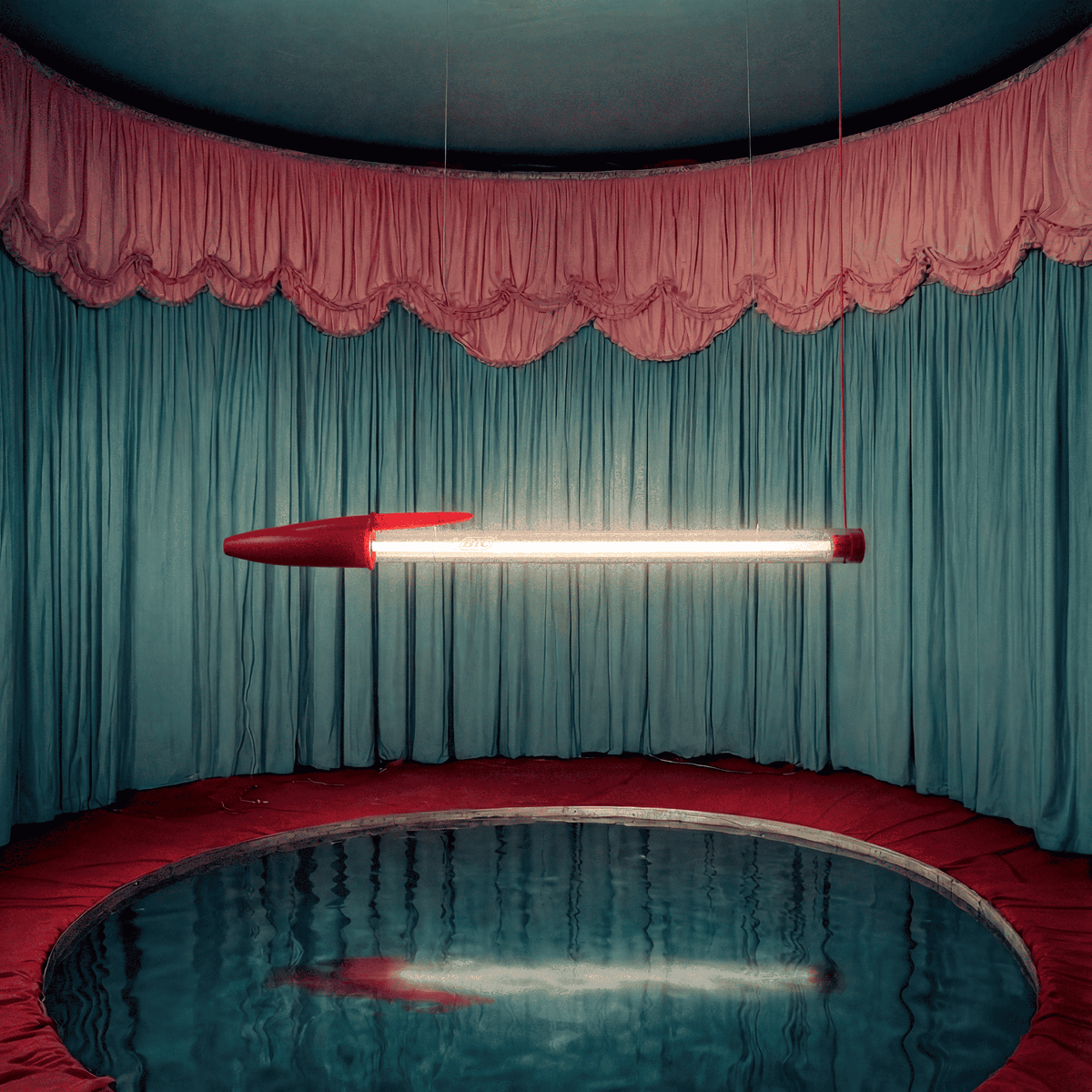 Seletti BIC Lamp Rood sfeerbeeld
