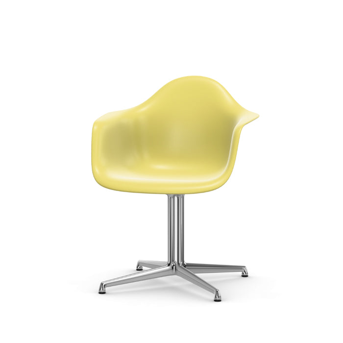 Vitra Eames plastic armchair RE DAL