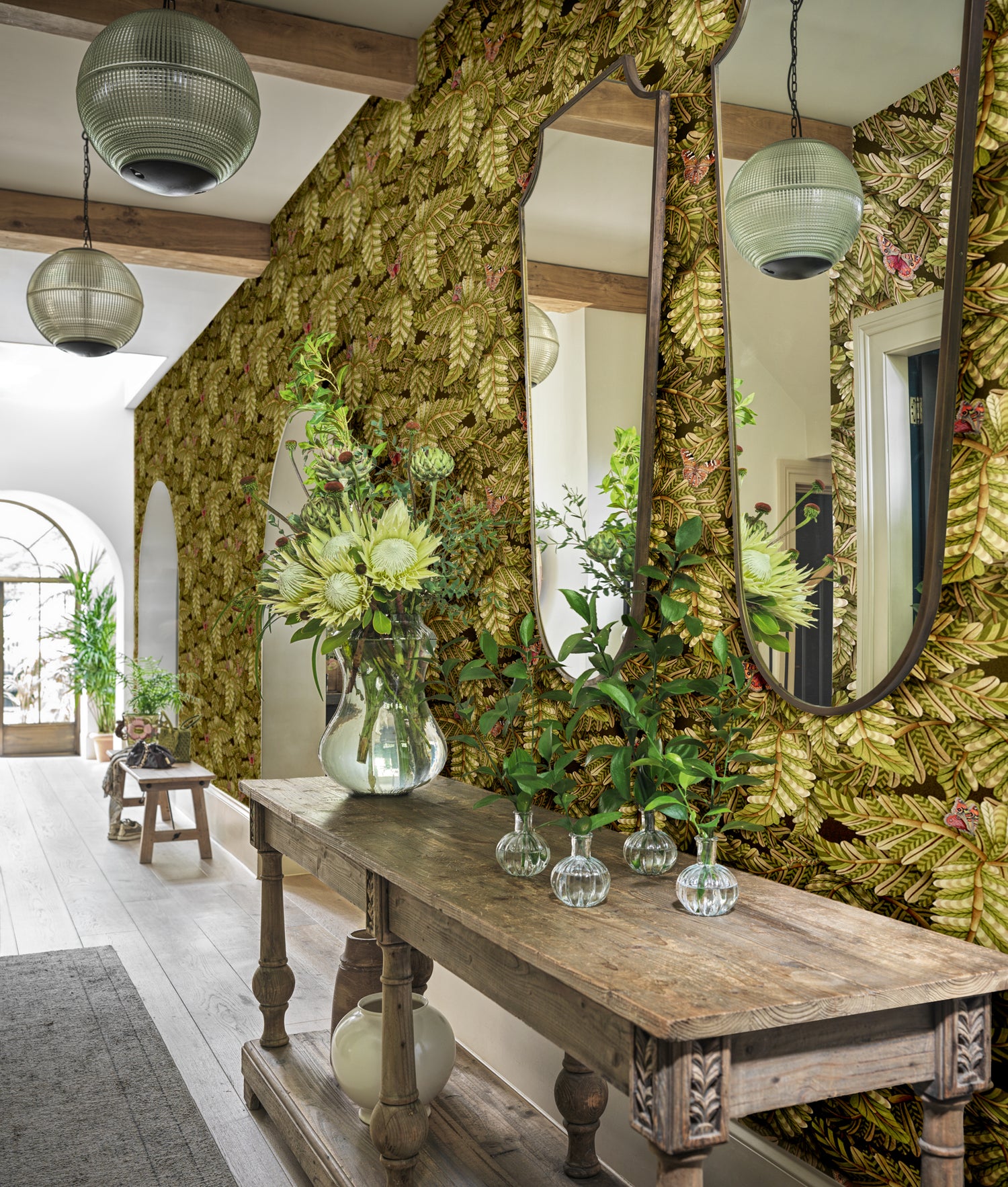 Cole and Son behang Acacia Canopy 129/4014 in hal 