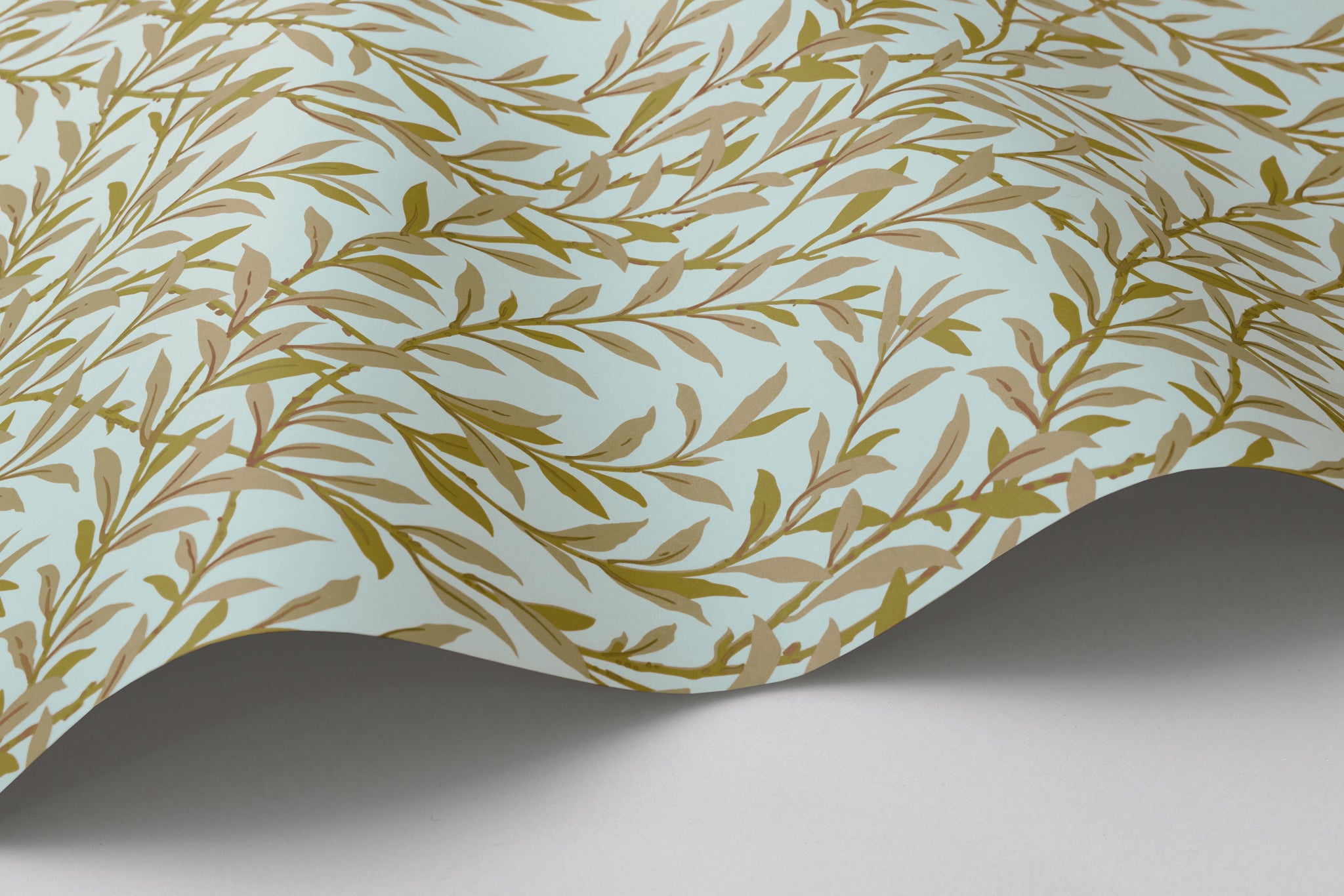 Cole and Son behang Willow Branch Olive On Teal 127/7035 behangrol 