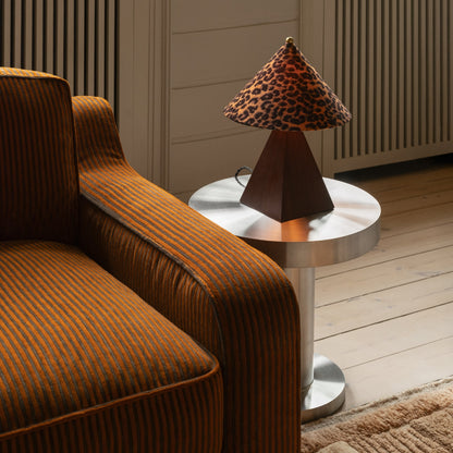 Dusty Deco Pyramid Table Lamp Small Leopard sfeerbeeld