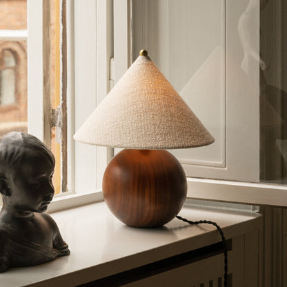 Dusty Deco Sphere Table Lamp White sfeerbeeld 2