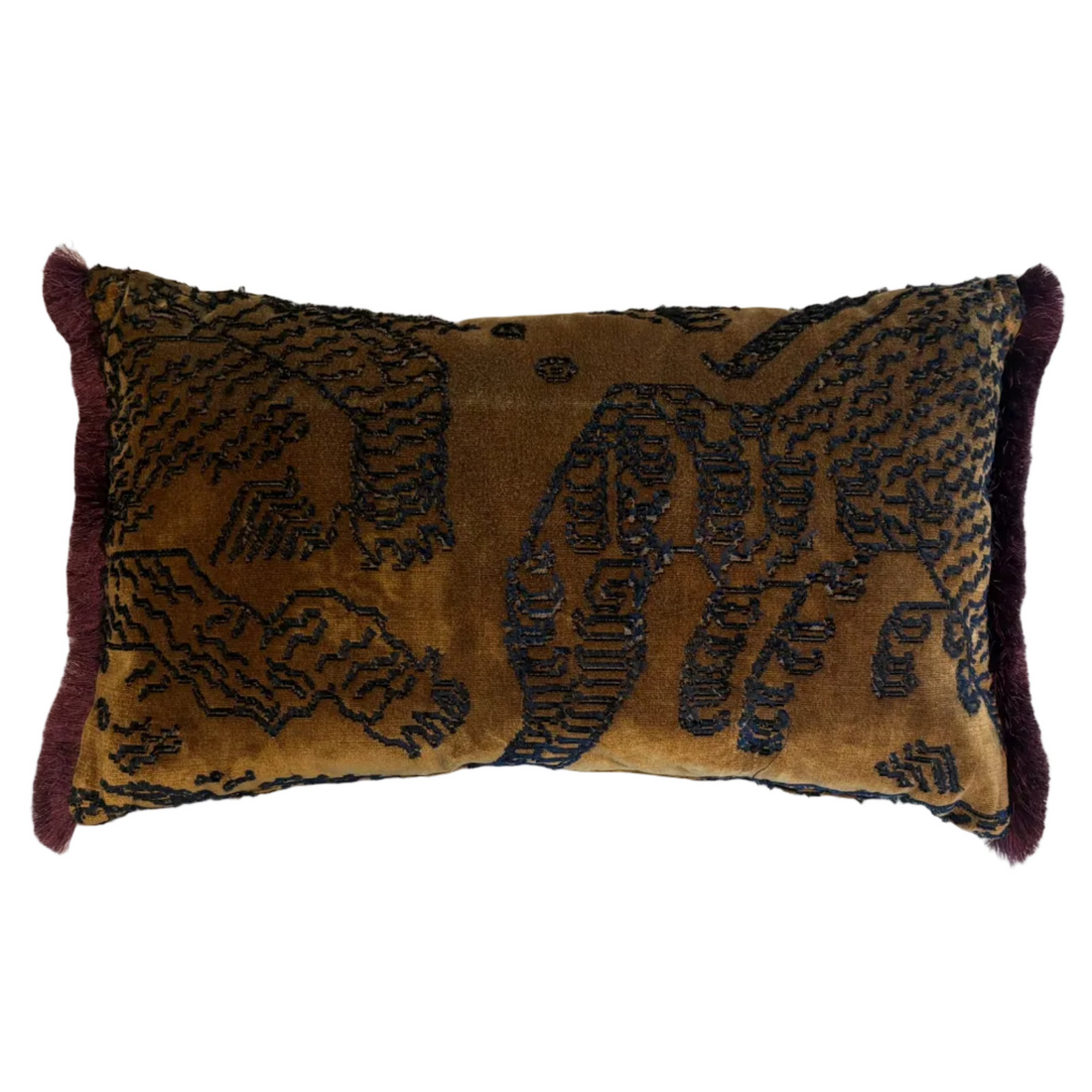 Dedar kussen Tiger Mountain Fauve met aubergine franje