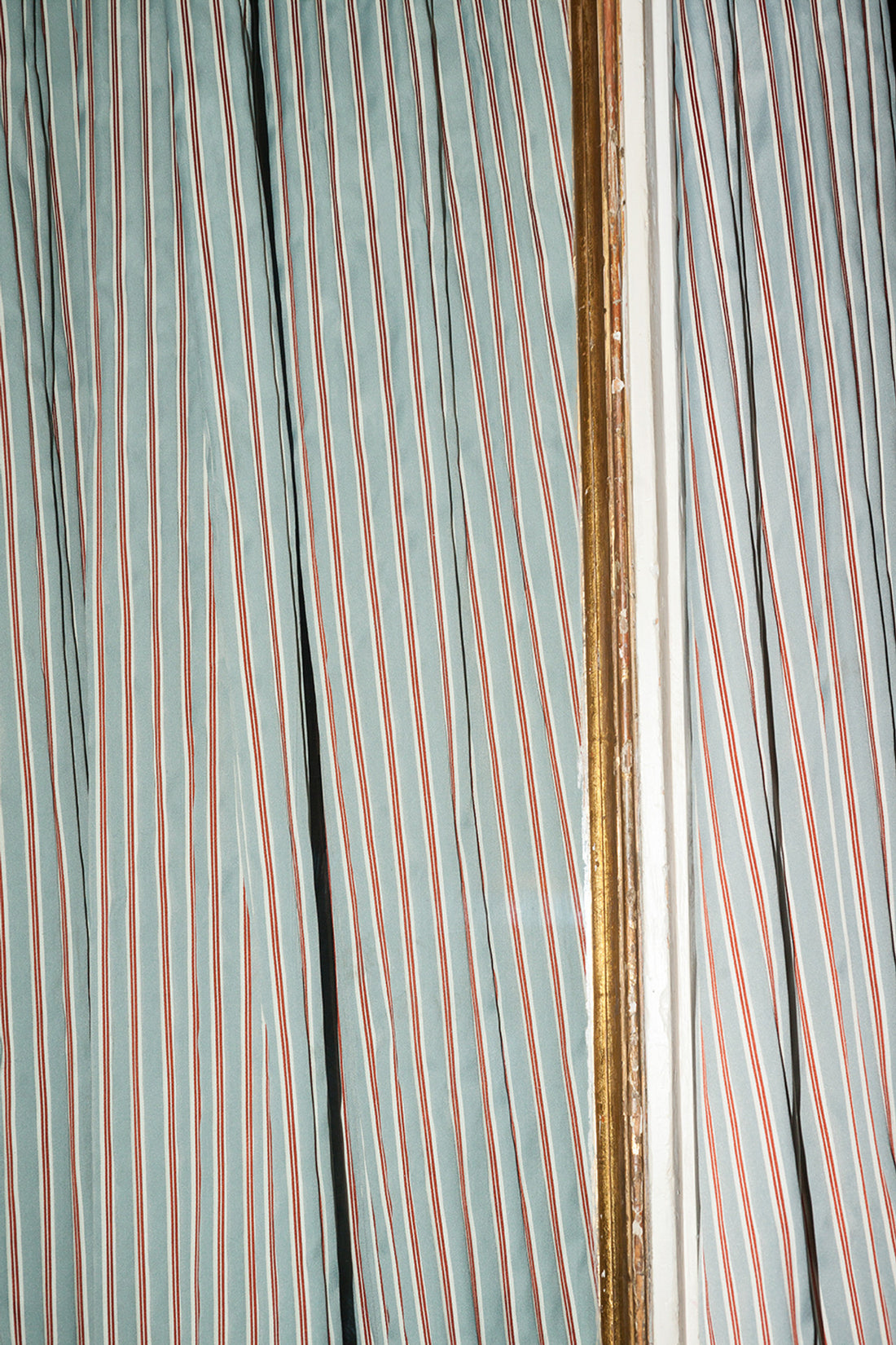 Dedar stof Alumnus Black Celadon 006