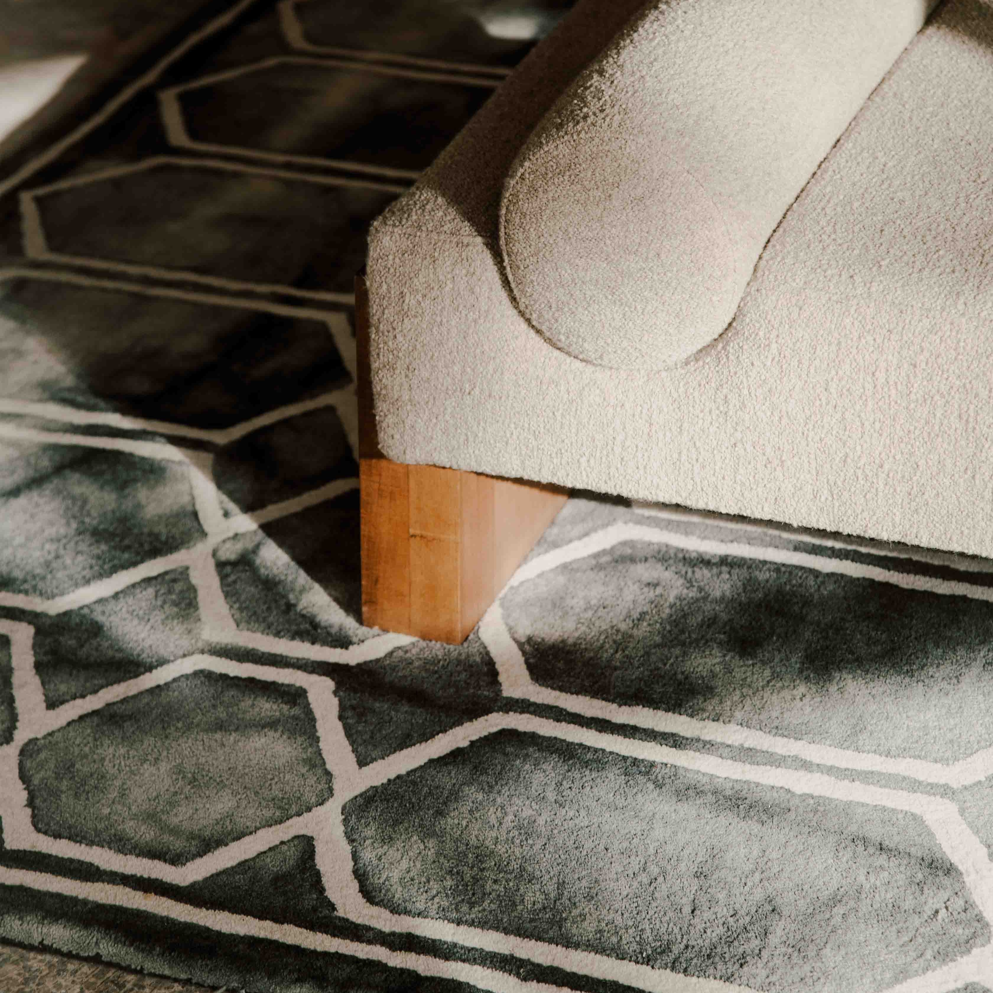 Dusty Deco Tie Dye rug graphite ink