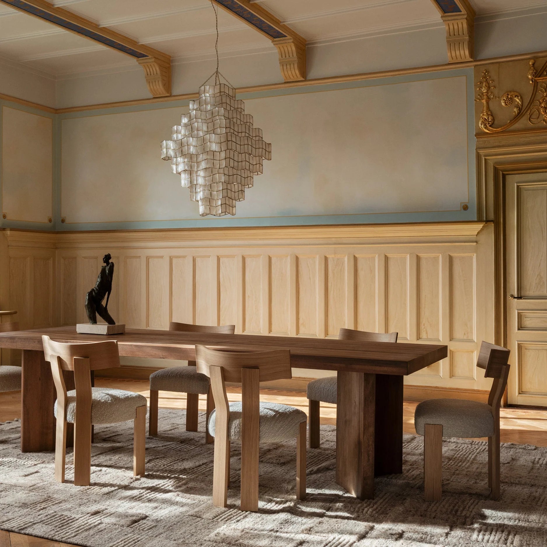 DustyDecocorneliaceilinglamp9levelsdiningroom