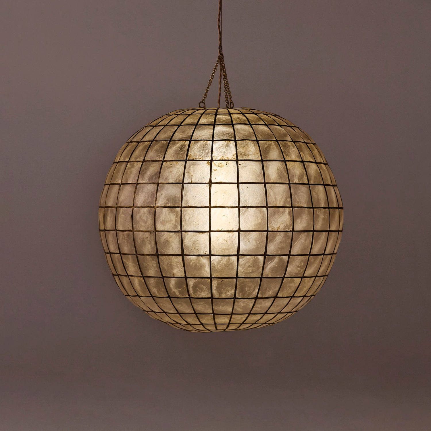 Dusty Deco Cornelia ceiling lamp round aan