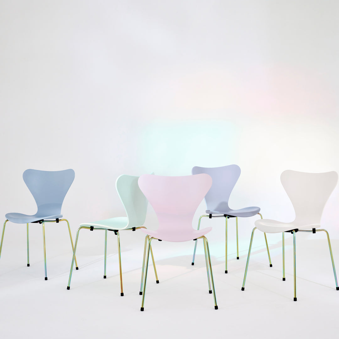 Fritz Hansen the series 7 chair - Anniversary editions