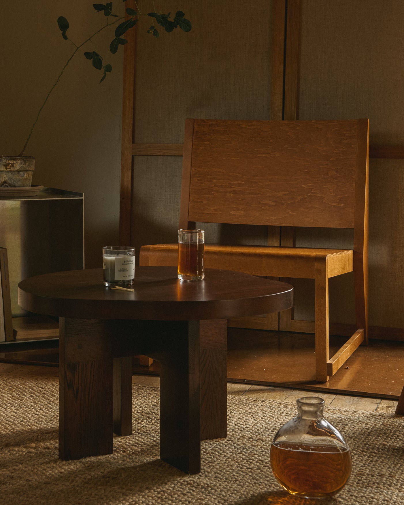 Frama Farmhouse sidetable Dark Oak