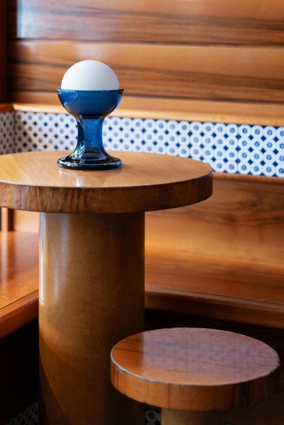 Established &amp; Sons Gelato Azure, Bar Quadronno Milano sfeerbeeld
