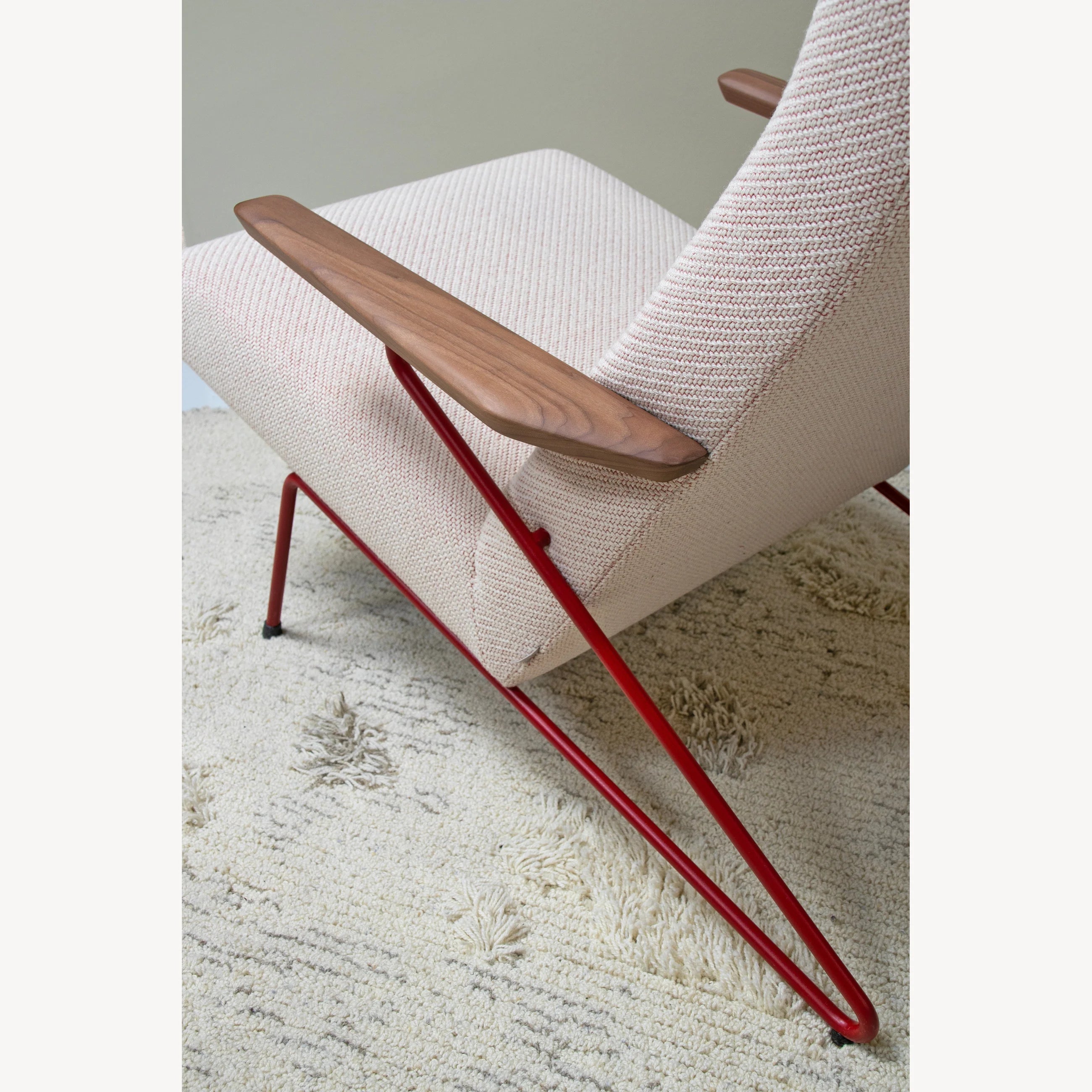 Gelderland 2041 Elzerd fauteuil close up