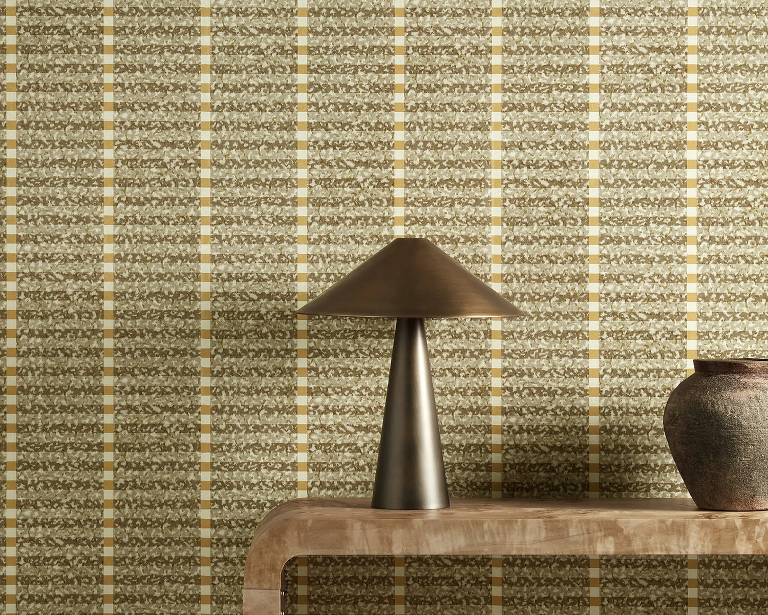 Harlequin behang Toluca Stone/Nectar HFUP113354