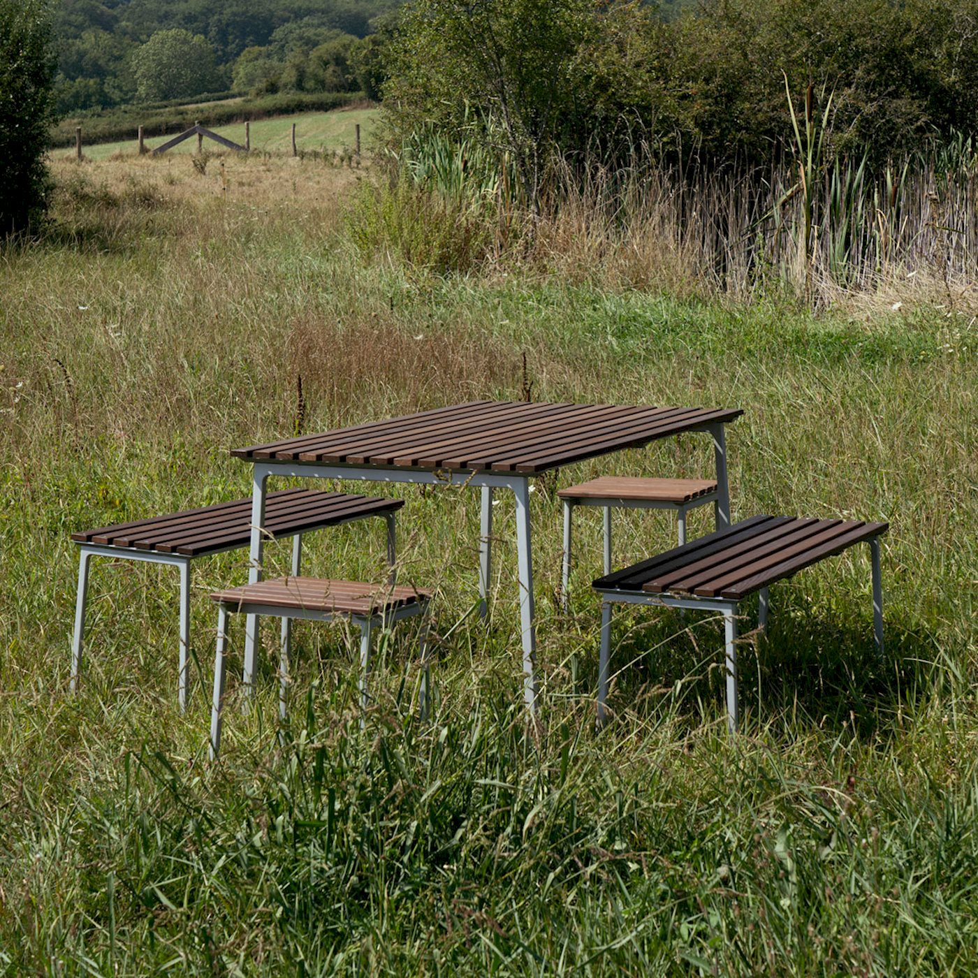 Hay Traverse tafel outdoor sfeerafbeelding