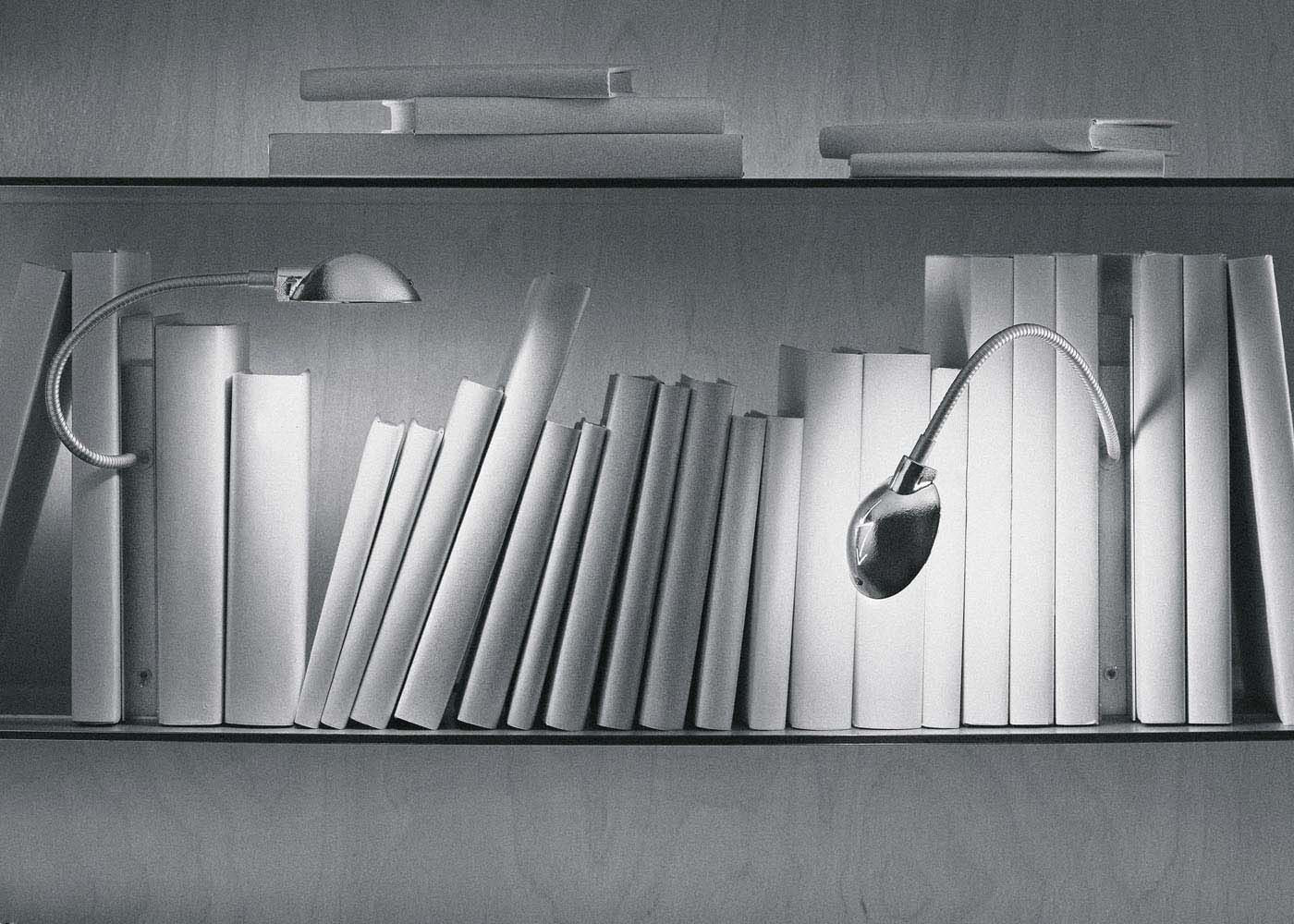 Ingo Maurer Oskar tafellamp zwart wit