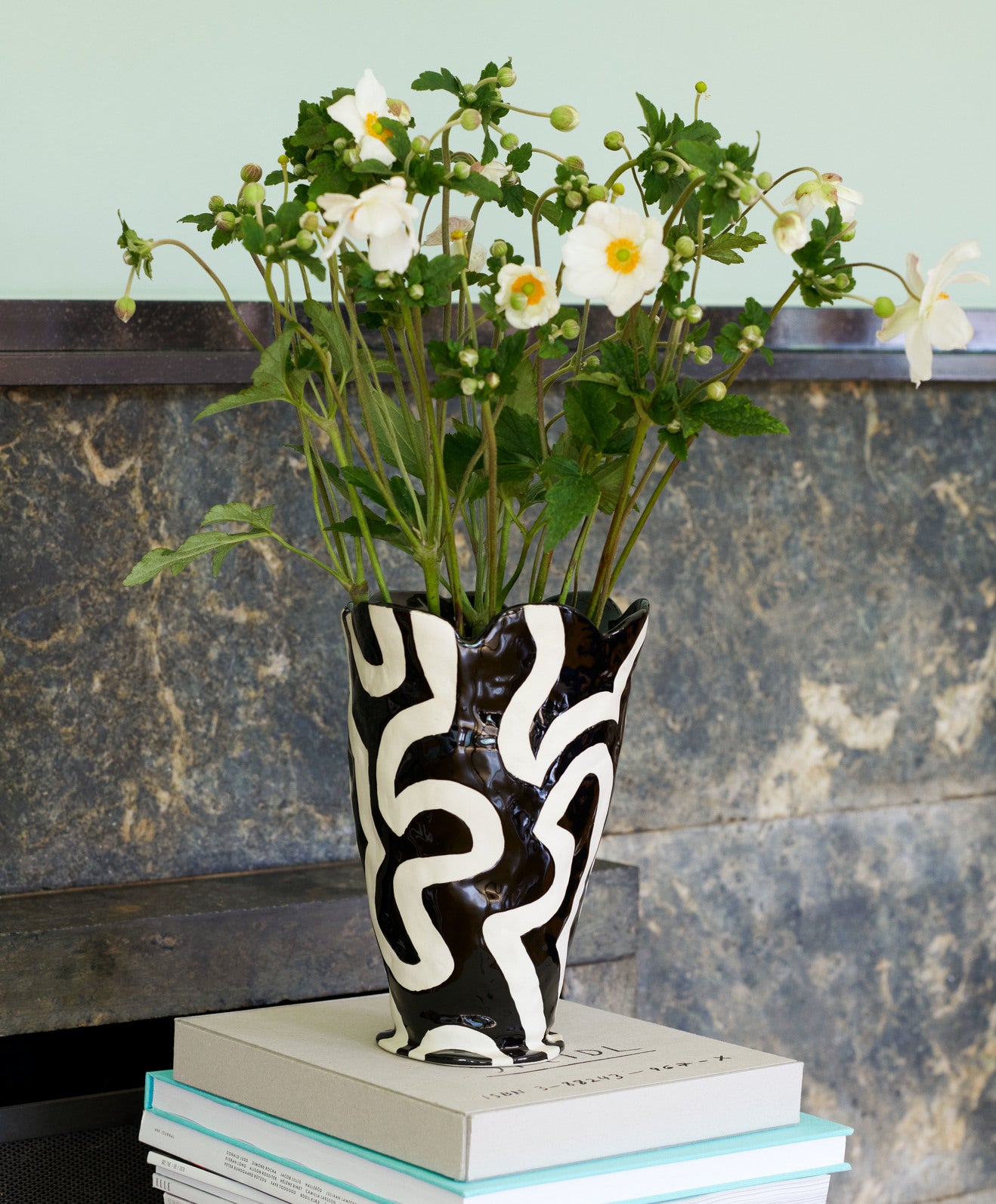 Hay Shadow vase