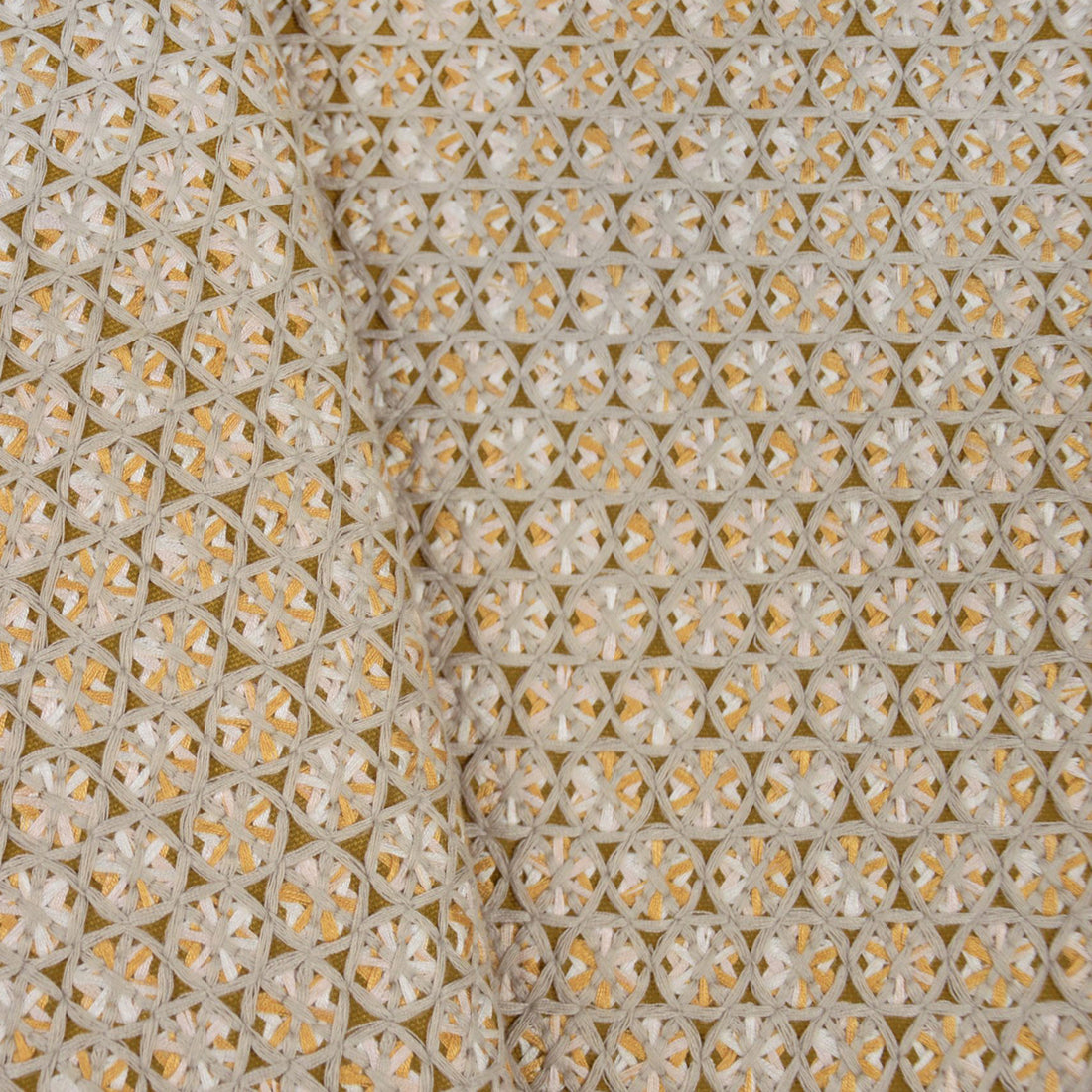 Karin Sajo stof Alvéoles KS 212 - Blanc Miel