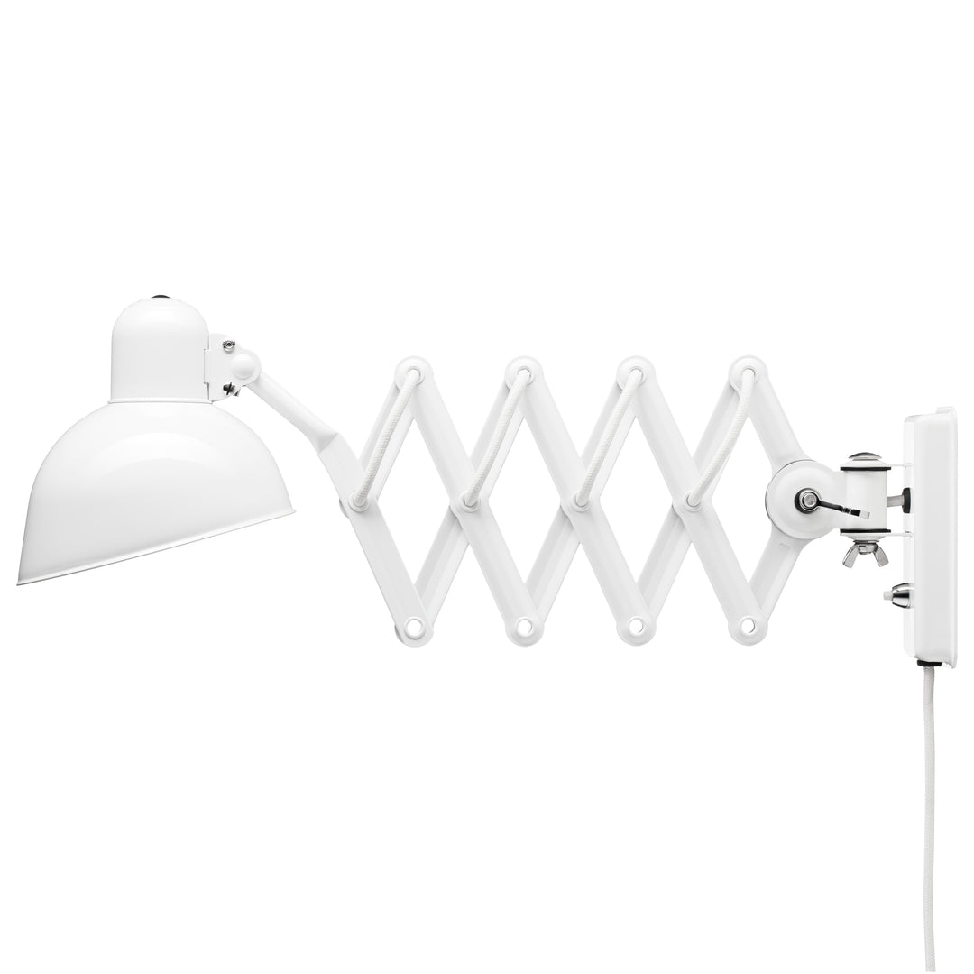 Fritz Hansen Kaiser Idell wandlamp met schaararm