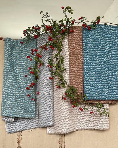 Karin Sajo stof Onde KS 242 - 14 Eau Trouble