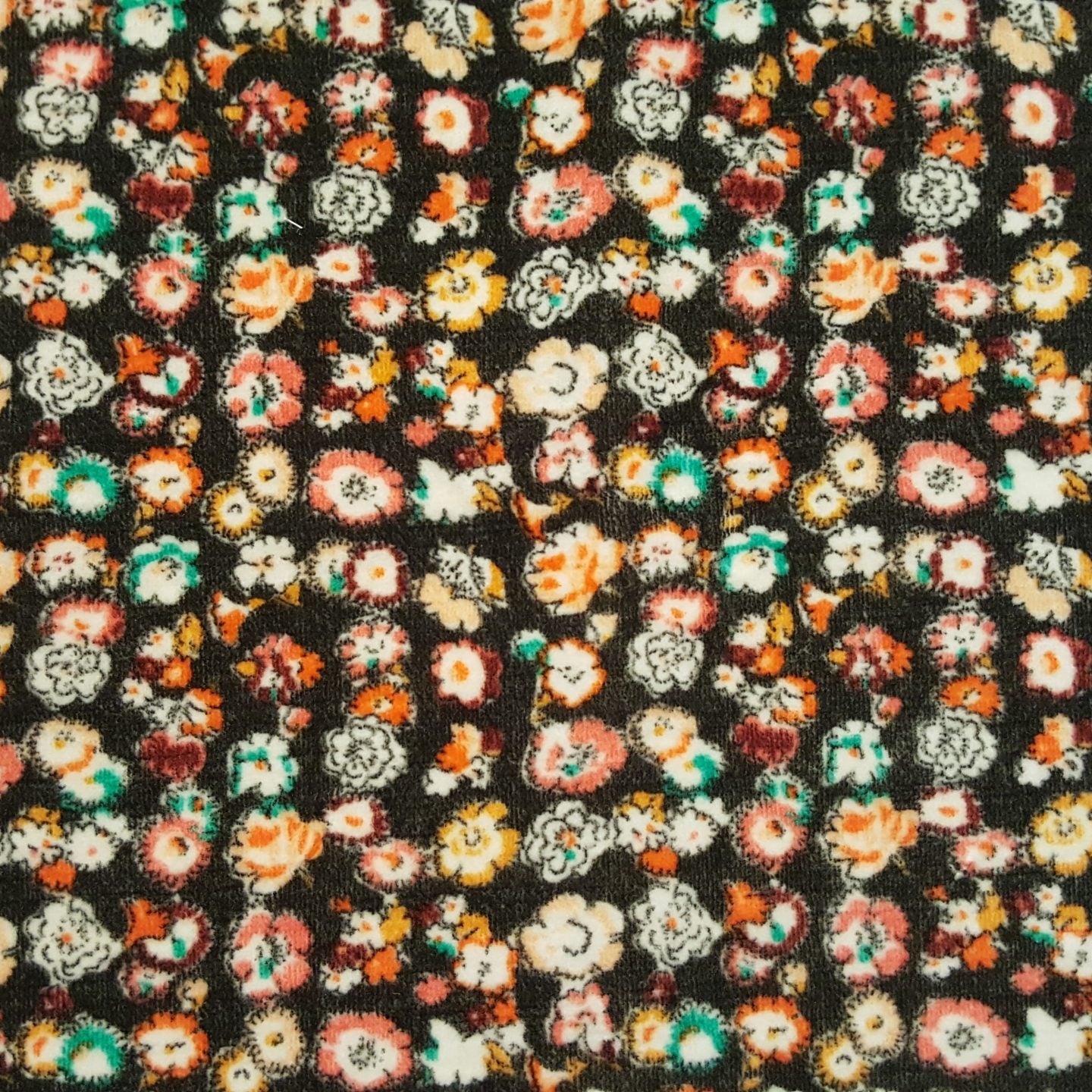 Karin Sajo stof Printemps KS 135 kleur 45 Automne hele print