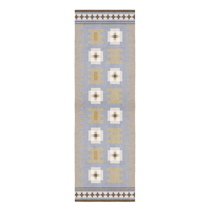 Layered Röllakan Selma Dove wool runner